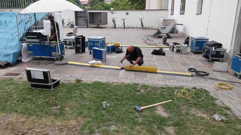 La Strada 25, Aufbau Technick Innenhof Minoriten